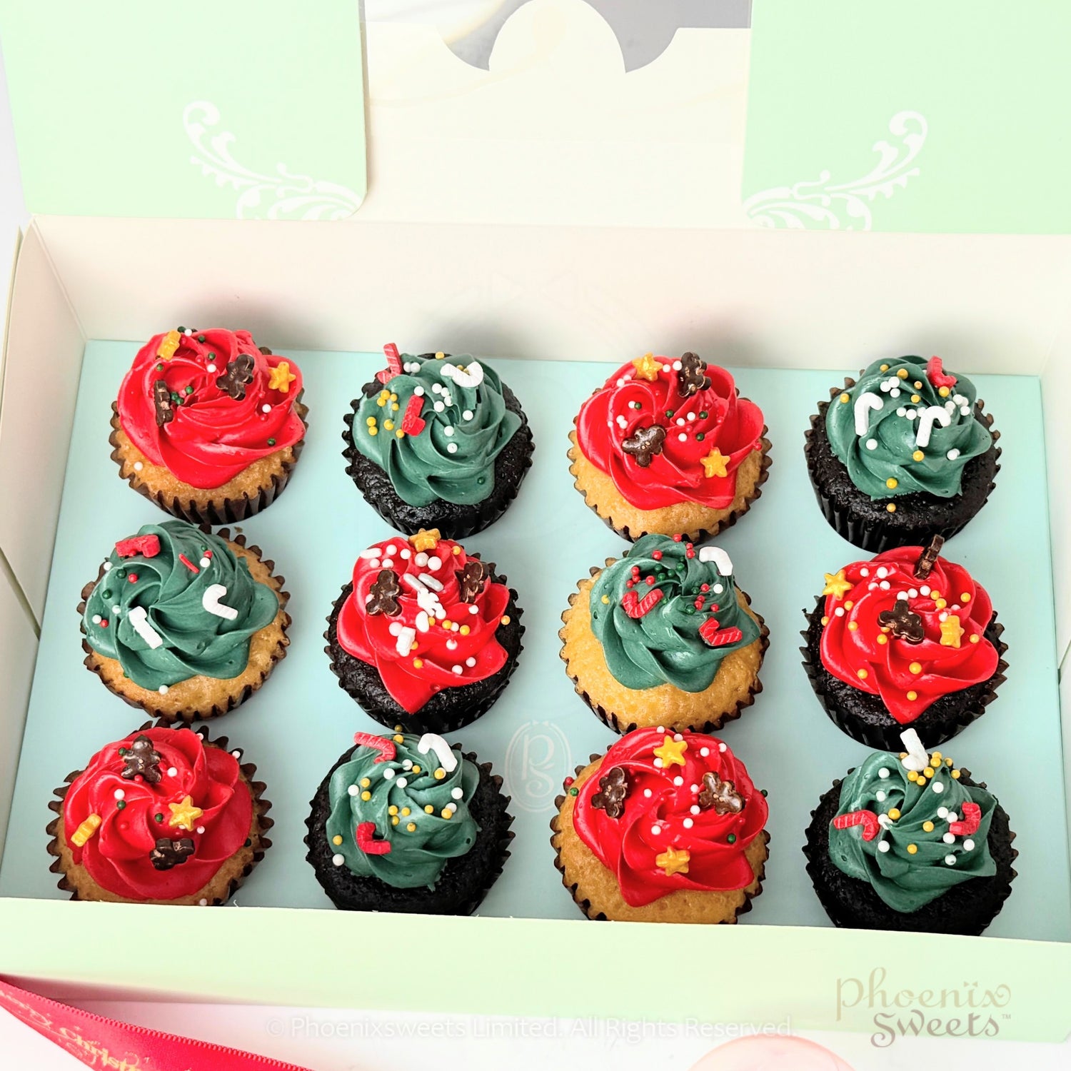 2025 Christmas - Butter Cream Mini Cupcake Set (Red and Green)