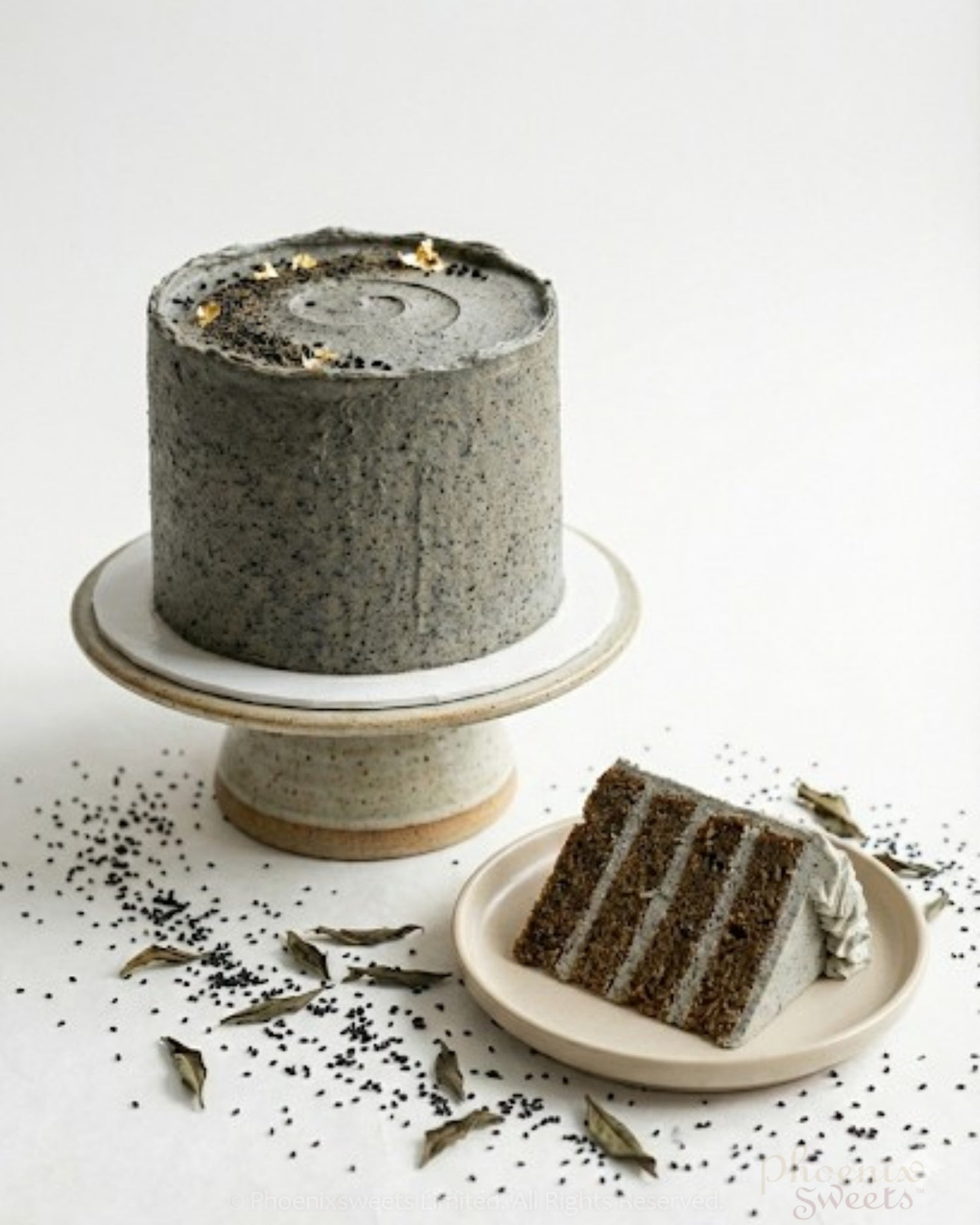 Butter Cream Cake - Japanese Hojicha & Black Sesame Cake (日本焙茶配九鬼黑芝麻)