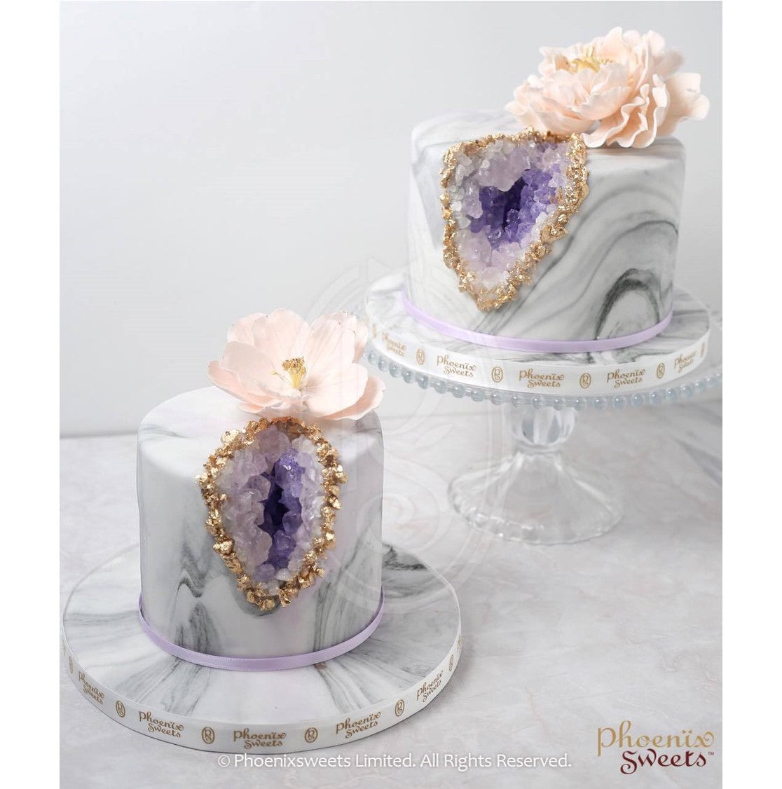Phoenix Sweets Crystal Amethyst Geode Cake 水晶蛋糕